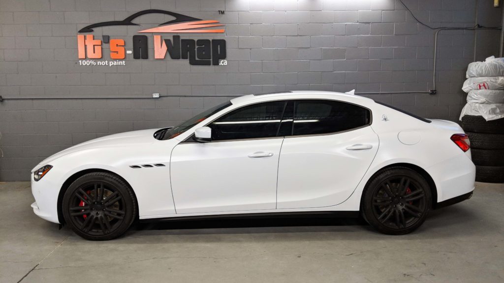 Maserati Ghalib wrap Avery satin white with charcoal chrome delete