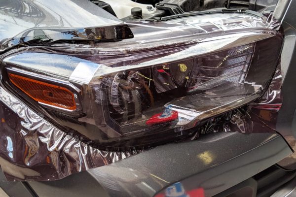 1Toyota Tundra Headlight tint-min