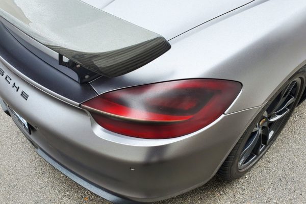 Carbon fibre Spioler on 3m grey car wrap-min